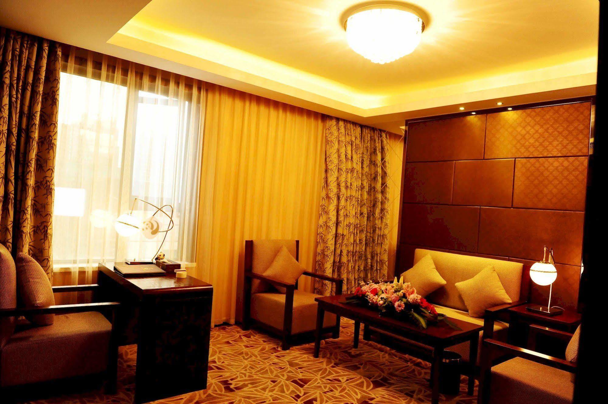 Chengdu Panda Prince Culture Hotel Dış mekan fotoğraf