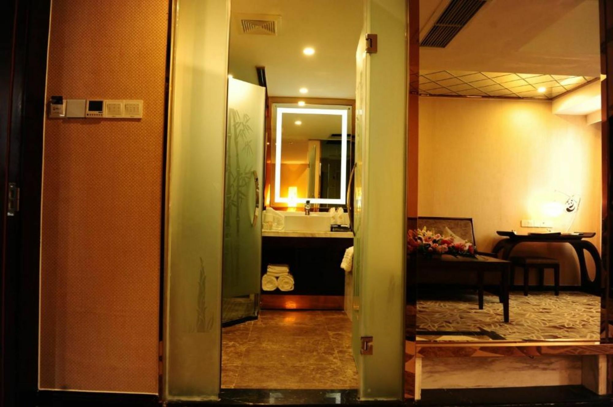 Chengdu Panda Prince Culture Hotel Dış mekan fotoğraf